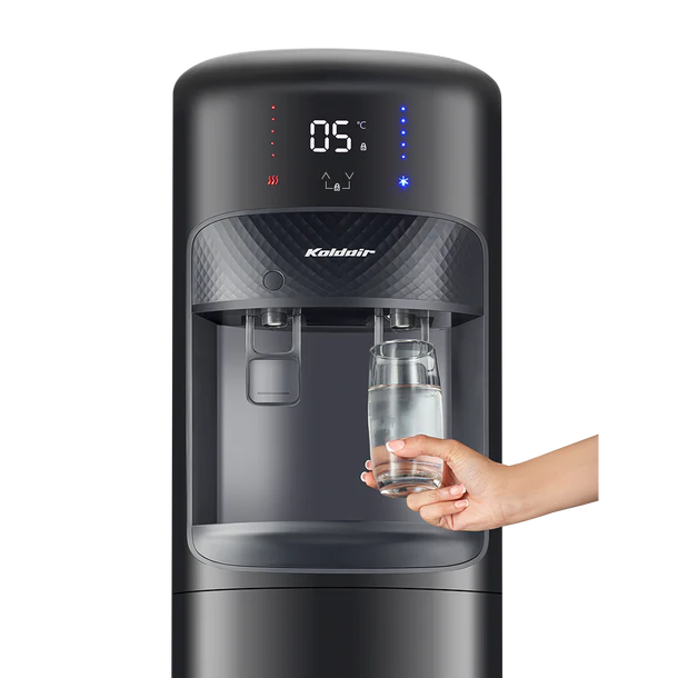 كولدير كلاسيك مع ثلاجة وشاشه تحكم ديجيتال "A" أسود